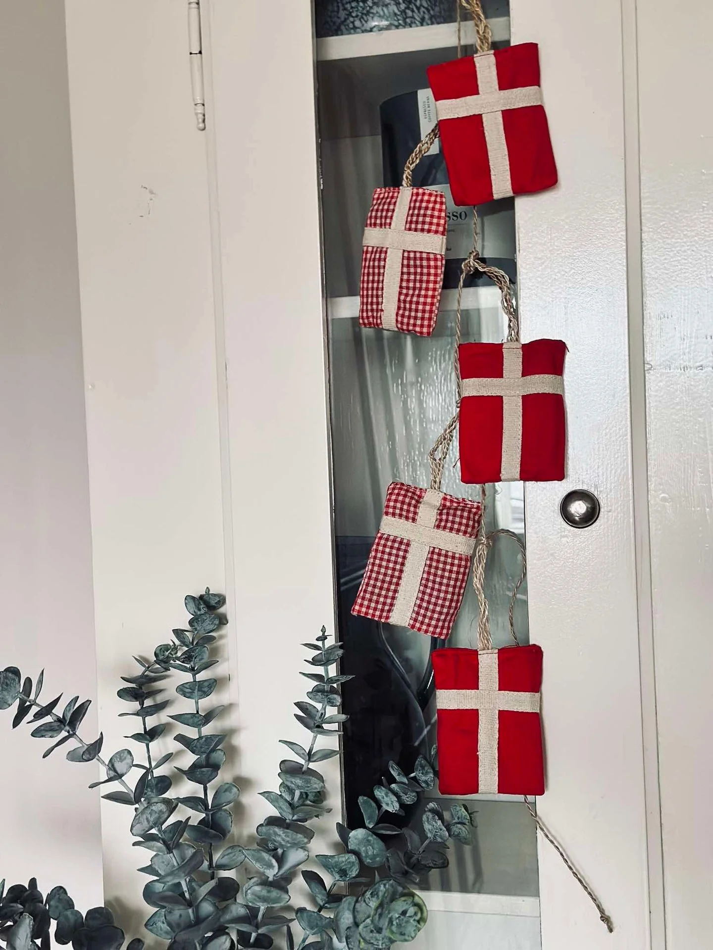 Miniatyrbild 3