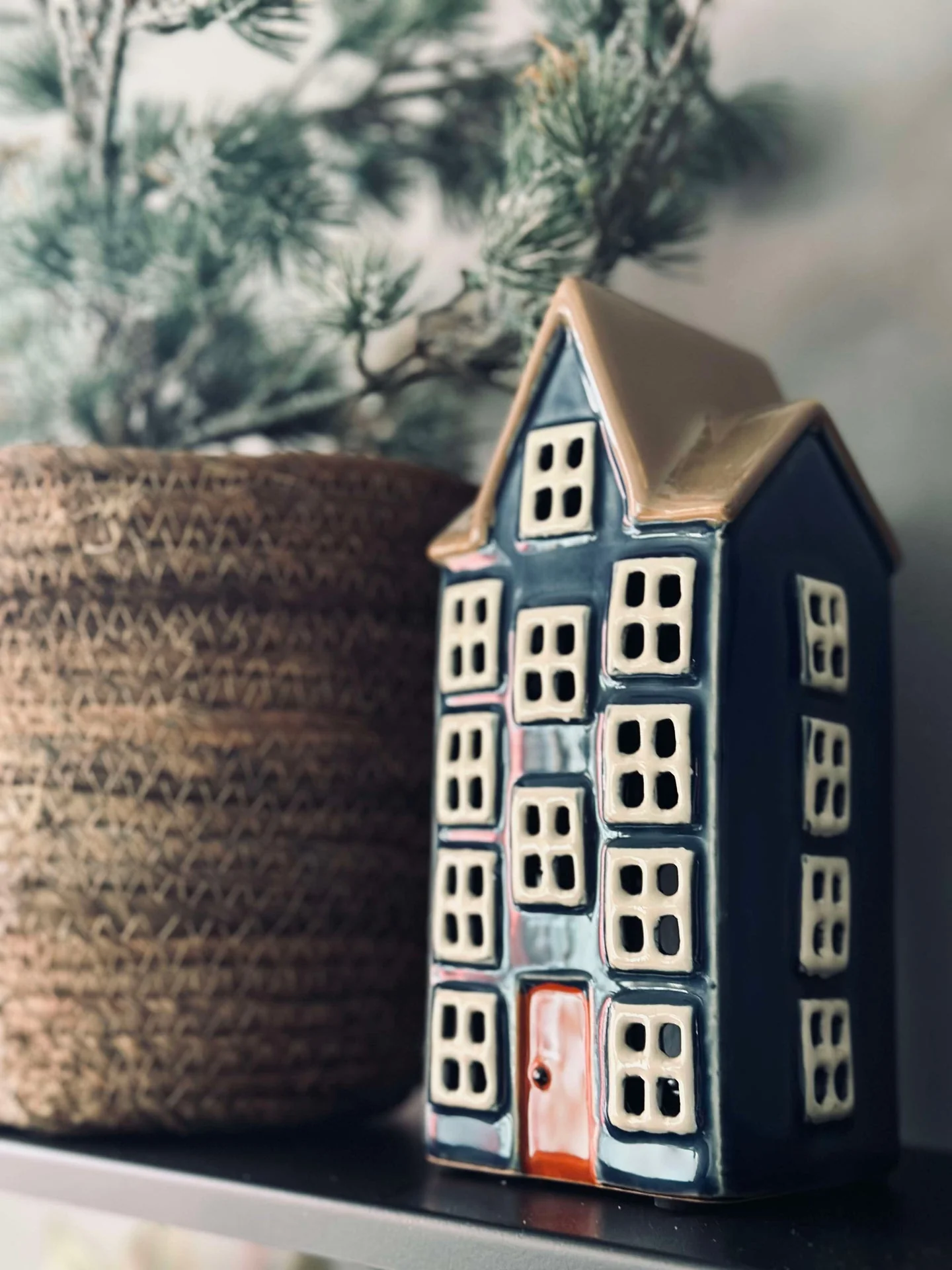 Miniatyrbild 5