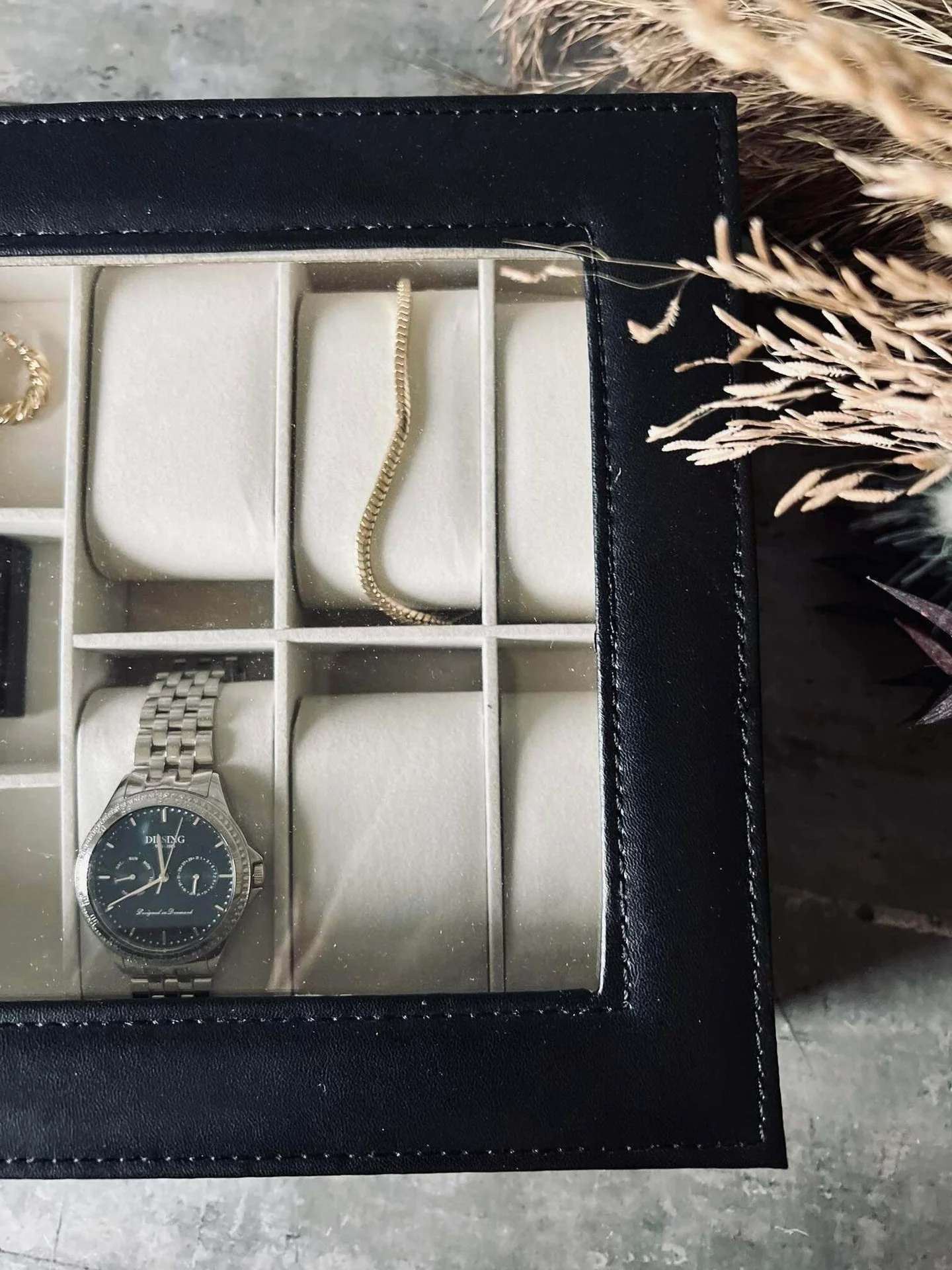 Miniatyrbild 5