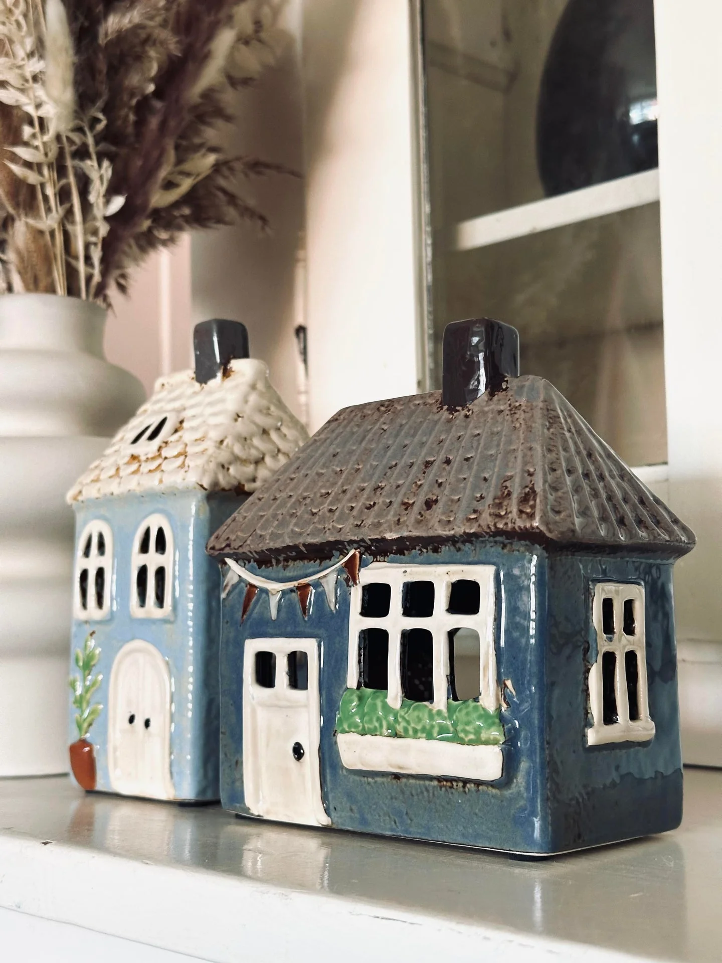 Miniatyrbild 5