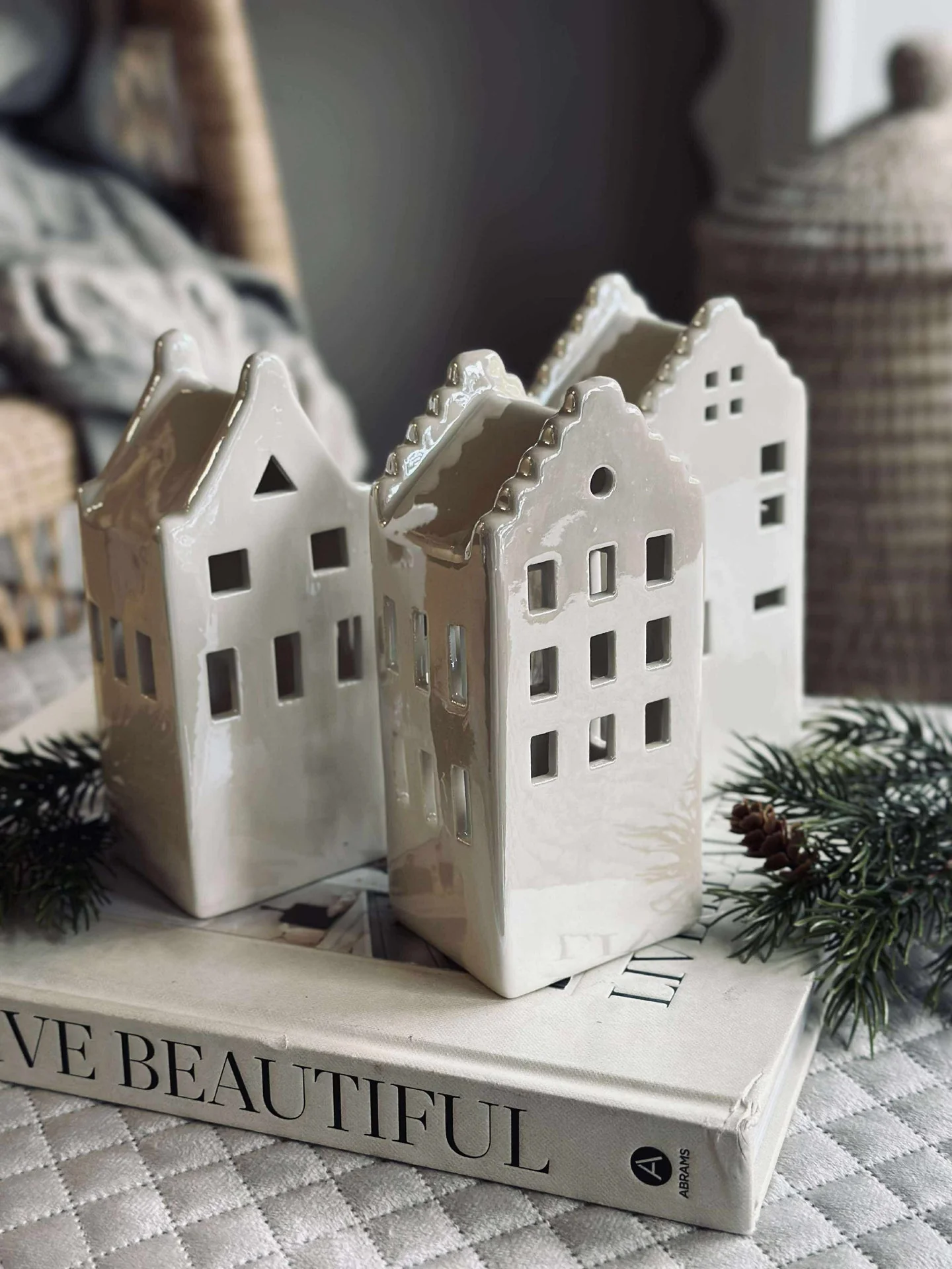 Miniatyrbild 6