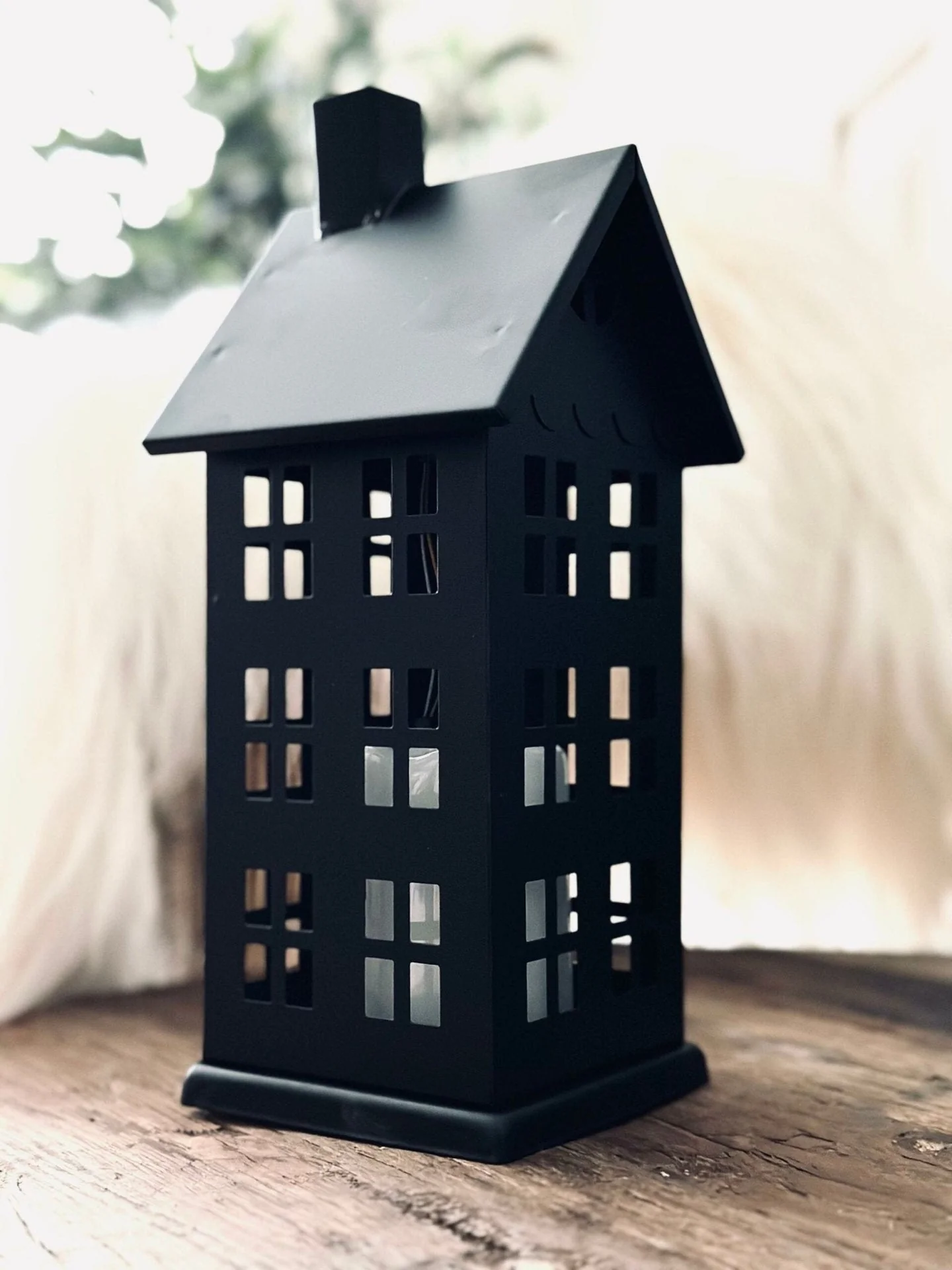 Miniatyrbild 5
