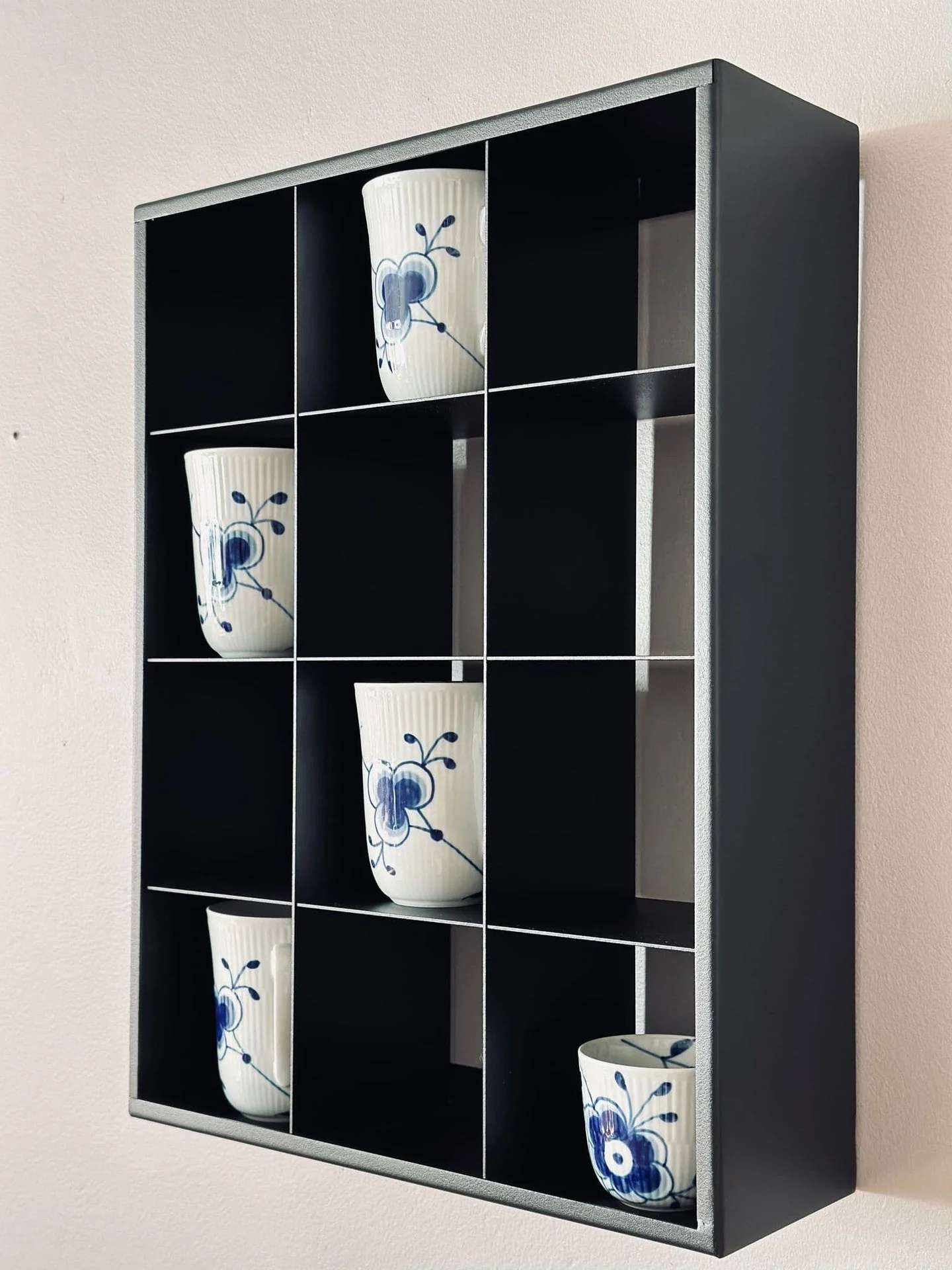Miniatyrbild 6