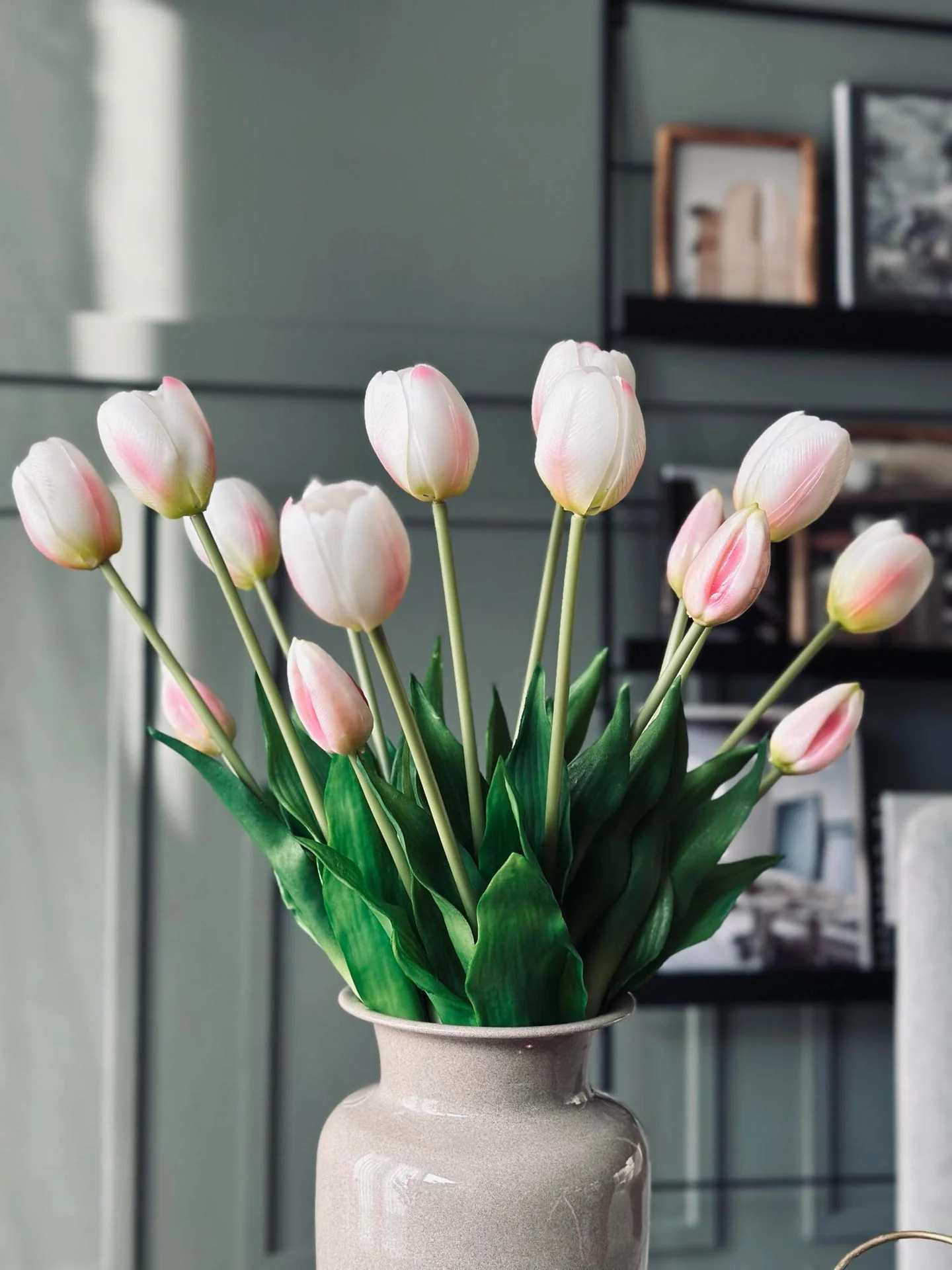 Miniatyrbild 16